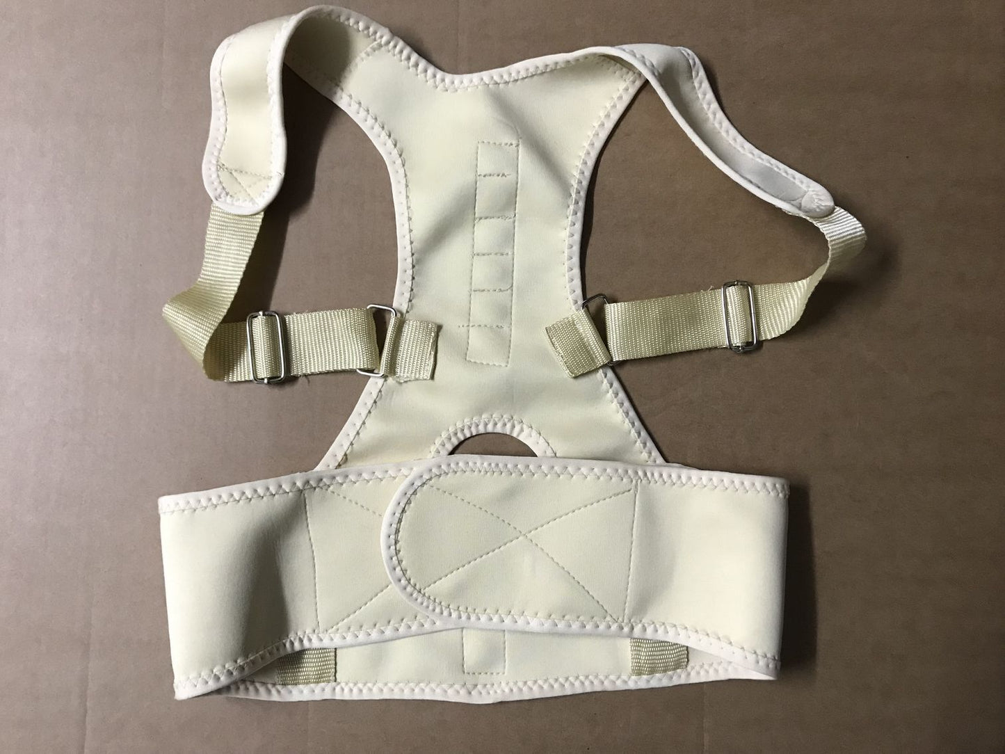 NittaGo™ 姿勢矯正ベルト