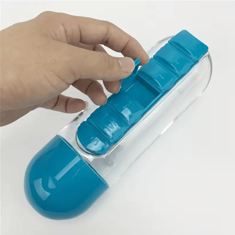 ピルケース一体型ボトル